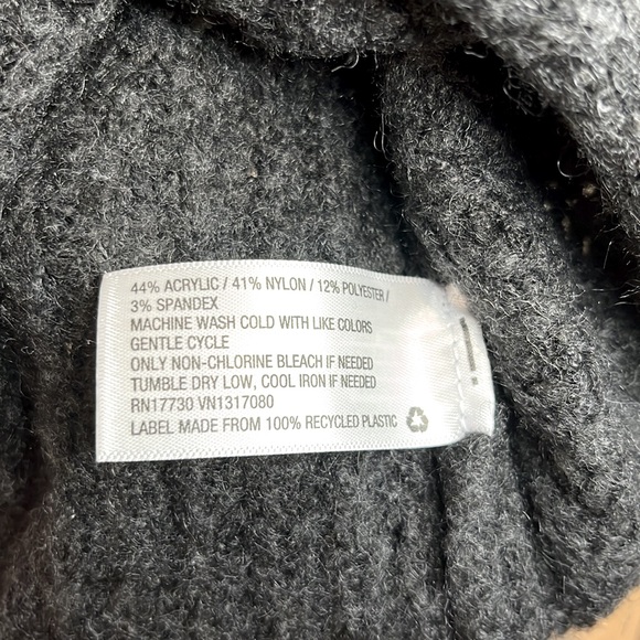 Universal Thread knit balloon sleeve pullover sweater. - Picture 6 of 6